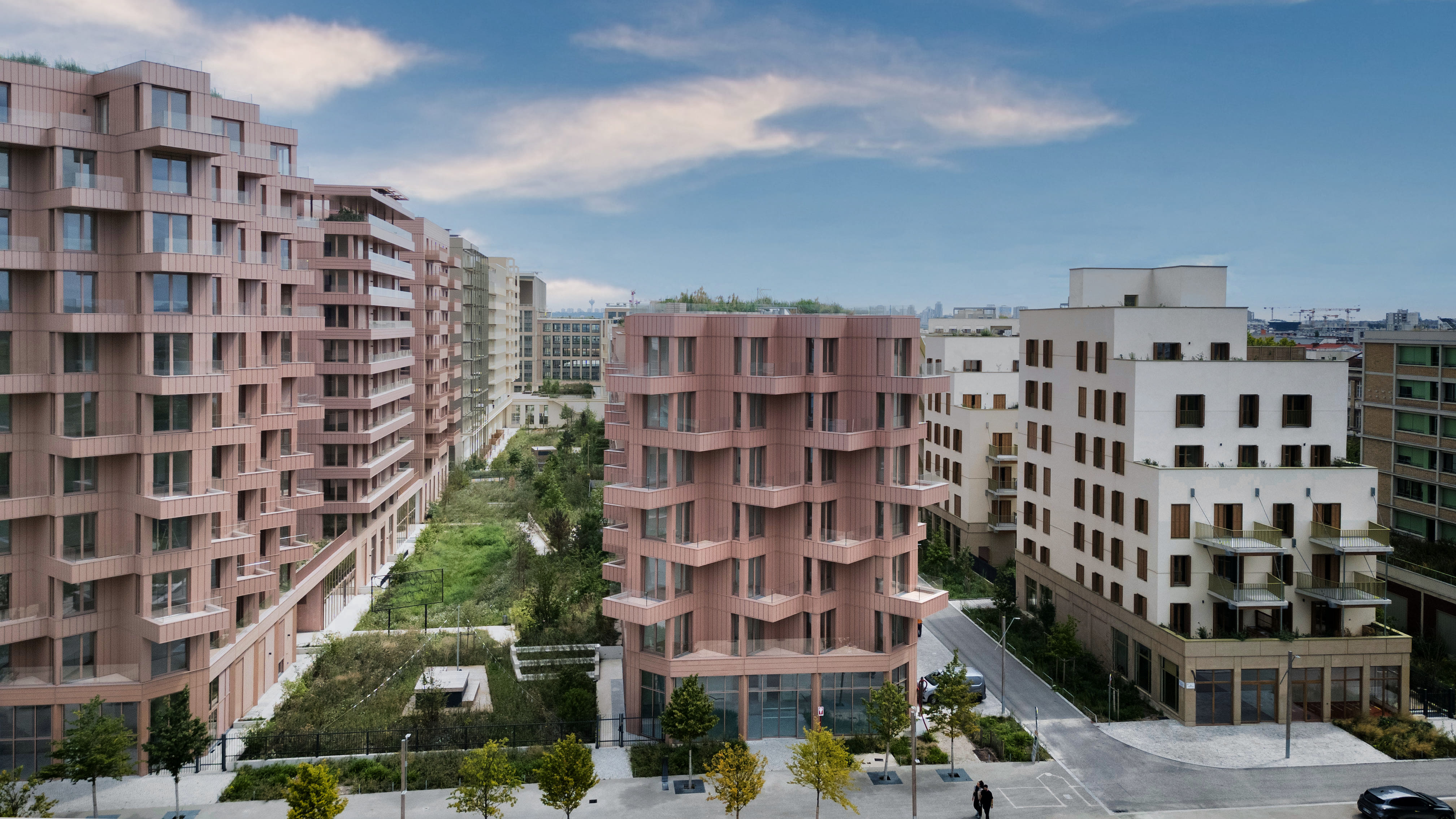 Reversibility of the Athletes' Village : the end of an emblematic operation